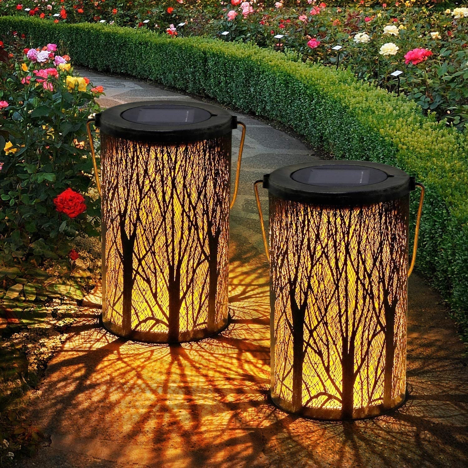 SolarisGlow – Elegant Art Deco Solar Lantern for Stylish Garden Lighting