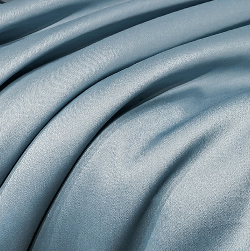 CoolBreeze - Summer duvet made of Ice Silk