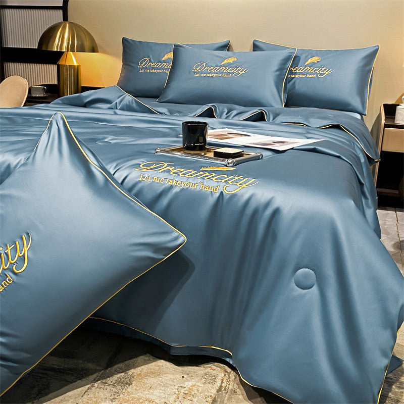 CoolBreeze - Summer duvet made of Ice Silk