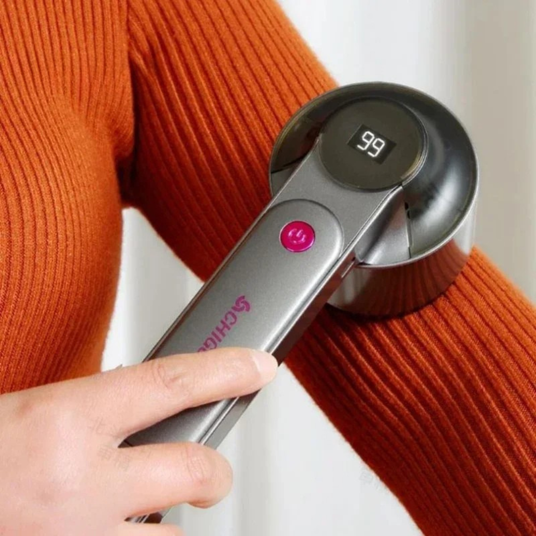FluffAway – Instantly Smooth Clothes Without Lint or Pills!