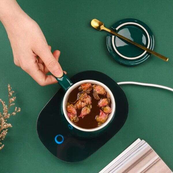 WarmSip – Enjoy every sip at the perfect temperature!