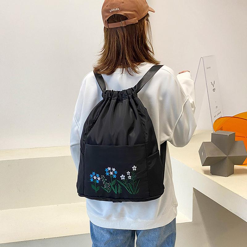 GlobeFit – A Backpack for All the Roads of the World