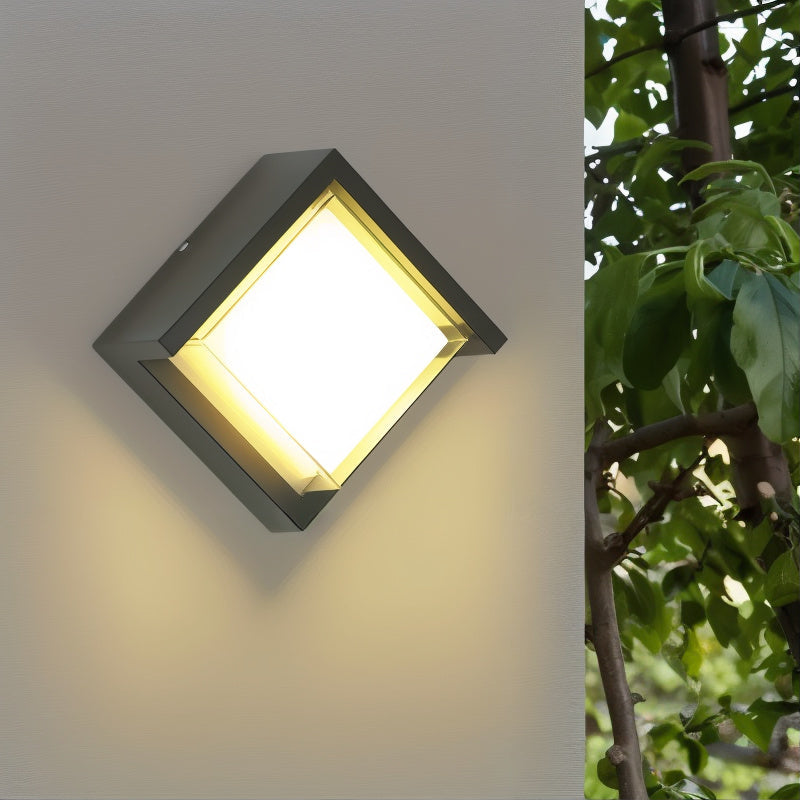 ThermoLuma – Warmth & Light for Every Outdoor Season