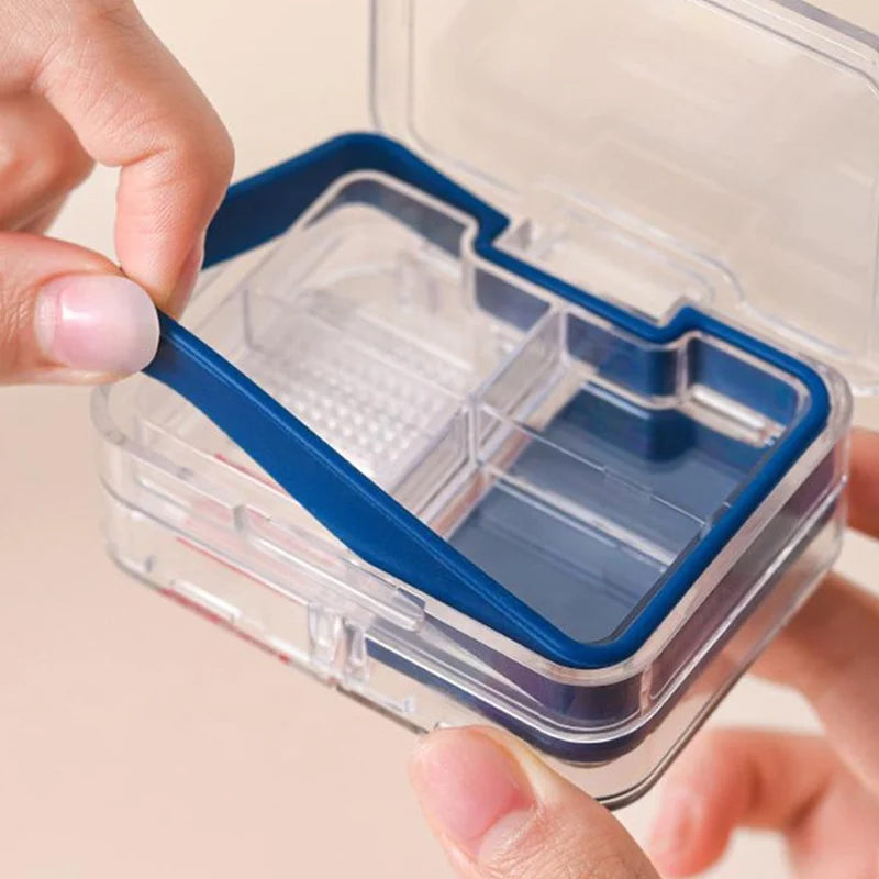 1+1 FREE | MediSnap – The clever 2-in-1 pill box with integrated cutter!