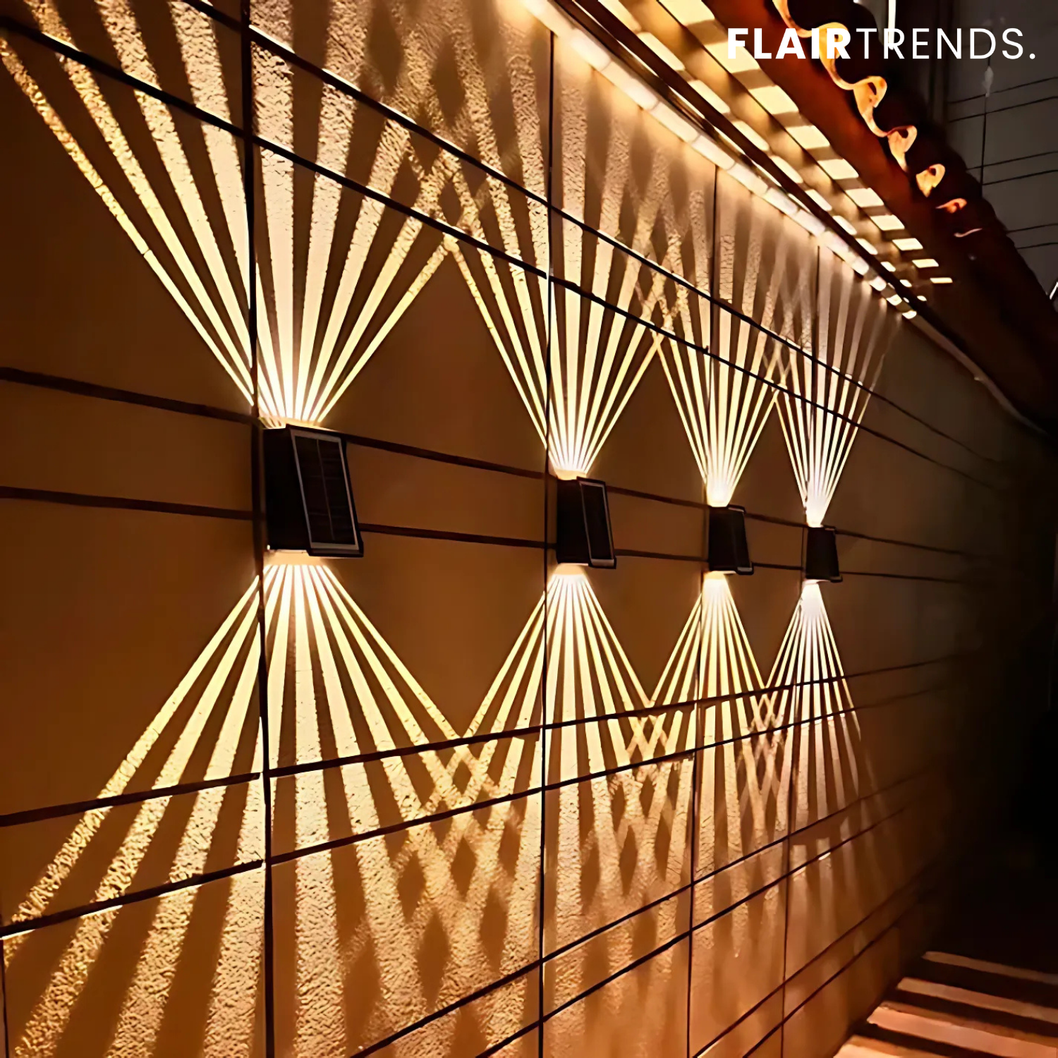 LumiWand Solar – Elegant light display without electricity costs