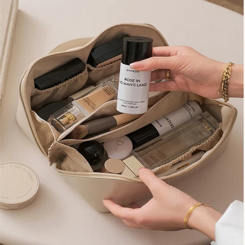 GlamNest – Elegance Meets Organization for Your Beauty Routine!