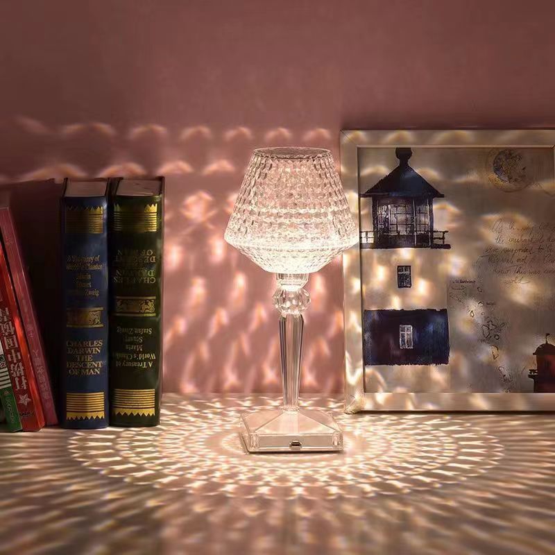 HighlightAura – Elegance and Warmth for Your Home!