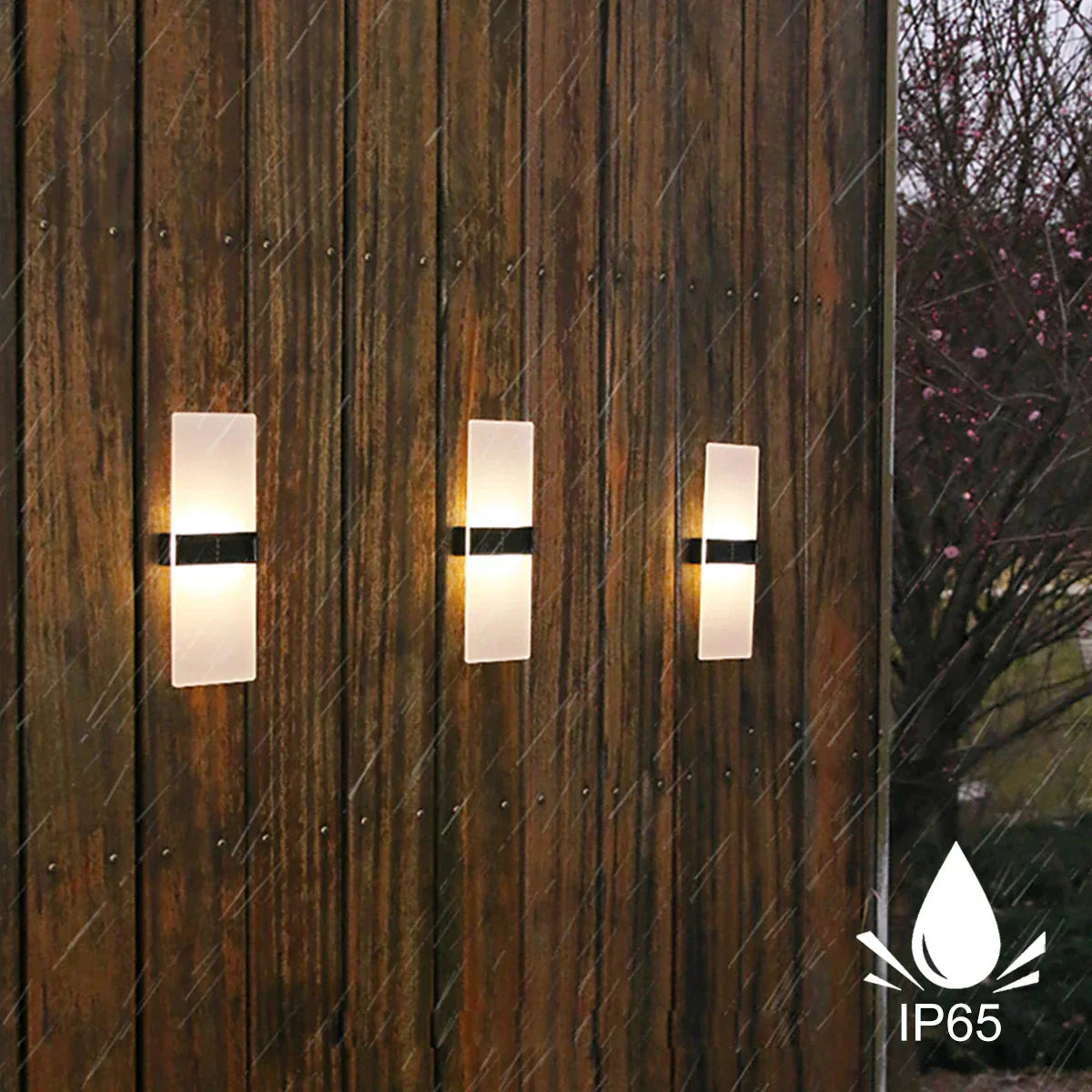EcoLuma – Solar-Powered LED Wall Light for Stylish Outdoor Illumination