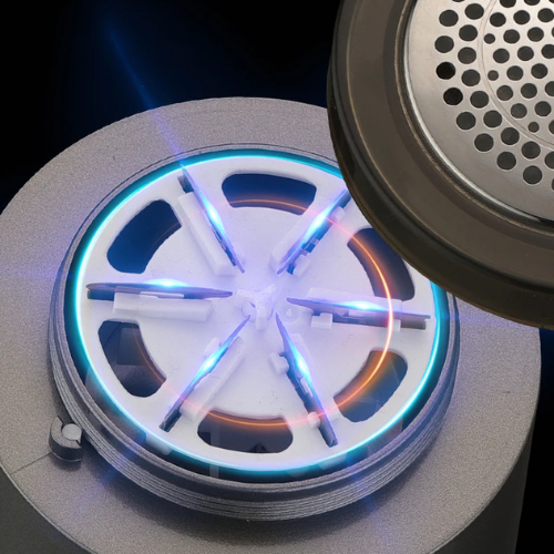 FluffAway – Instantly Smooth Clothes Without Lint or Pills!