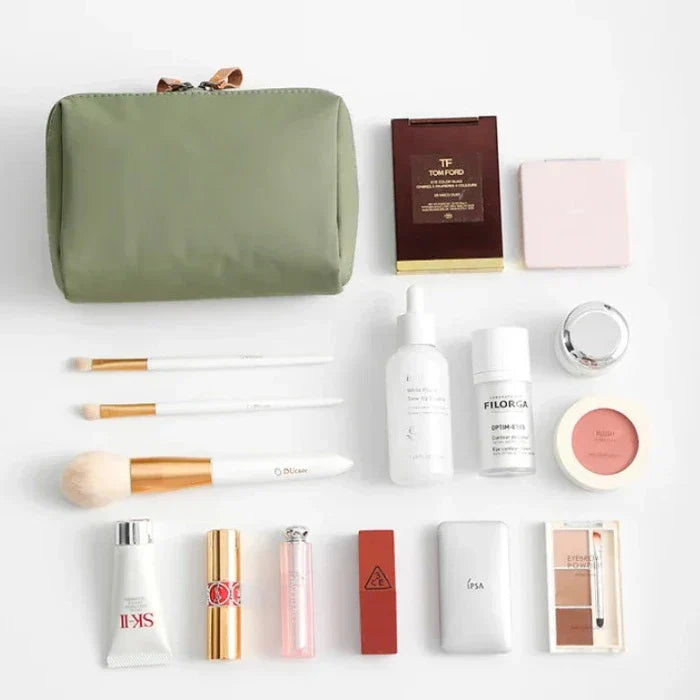 TravelPouch – The Perfect Travel Makeup Bag