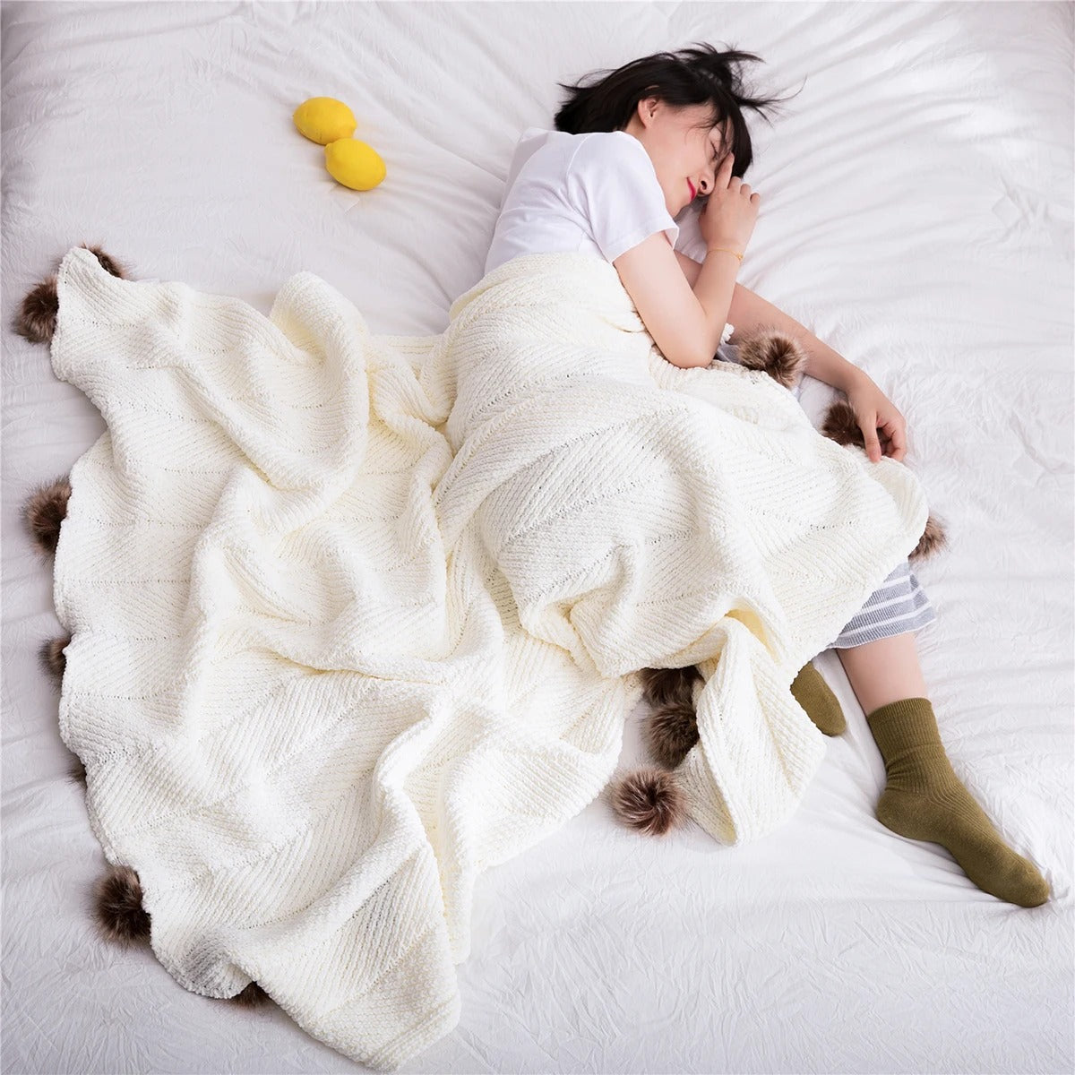 CozyPom – Stylish Cozy Enjoyment for Your Home!