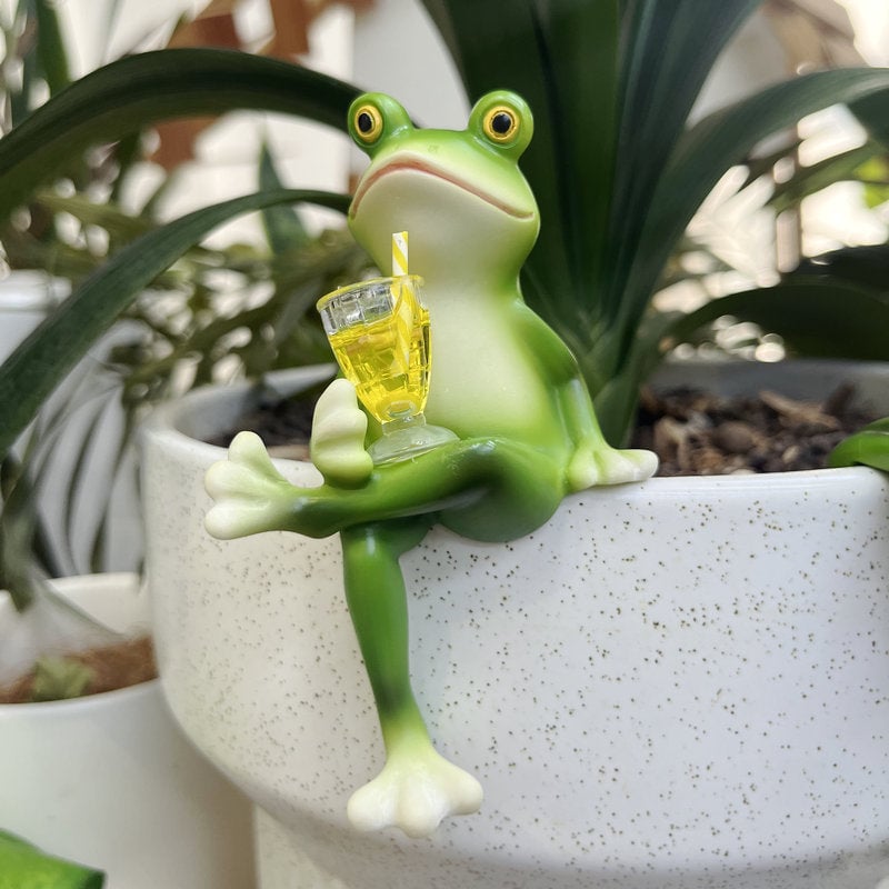 FrogWhimsy – The playful decoration for pots & gardens