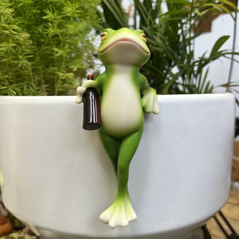 FrogWhimsy – The playful decoration for pots & gardens