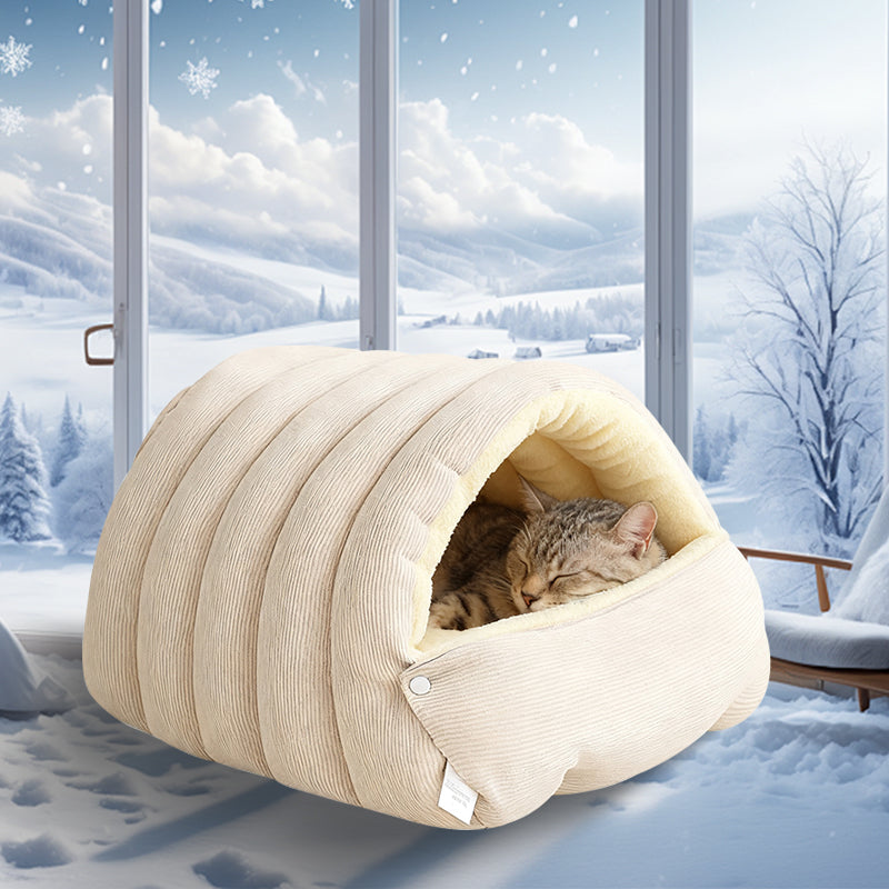SnuggleNest – The warm retreat your pet loves