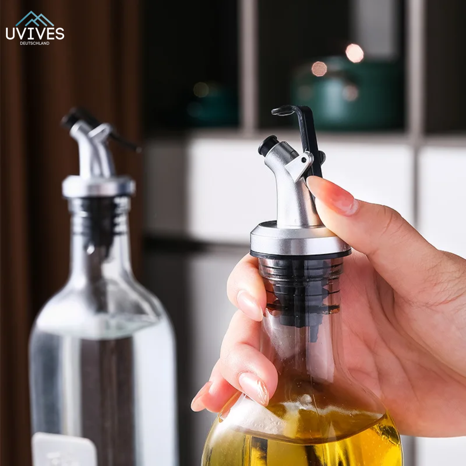 2+2 FREE | PourMate – Drip-free pouring at the touch of a button