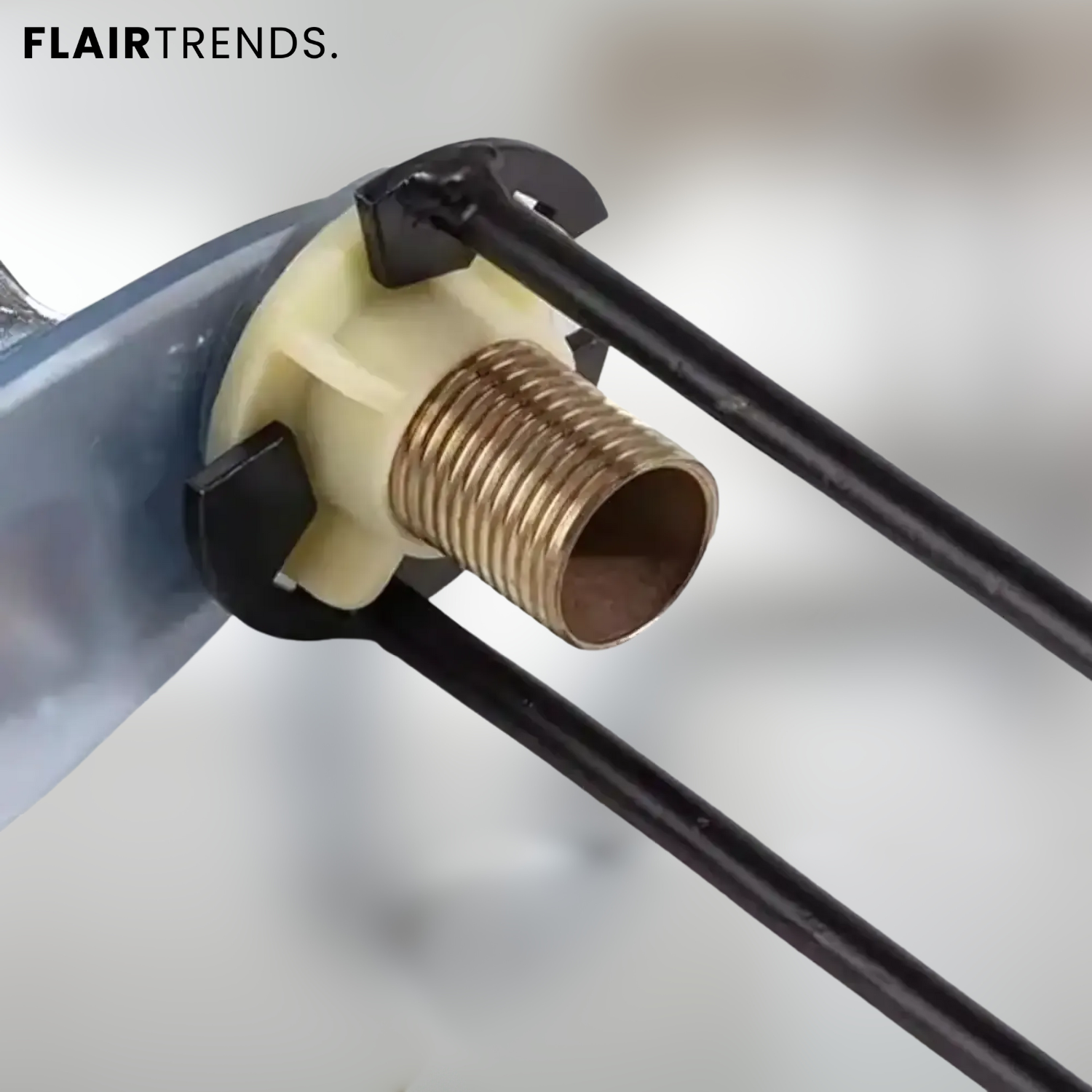 TwistReach – The Go-To Tool for Tight Spaces!