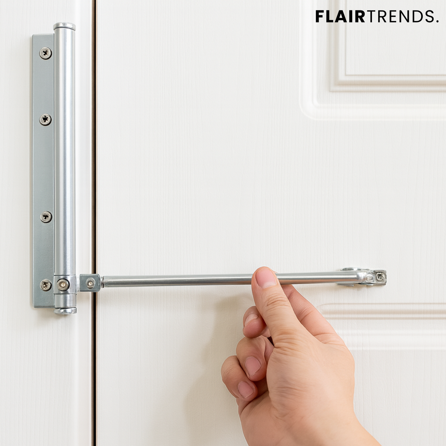 SafeClose – The door that closes by itself!