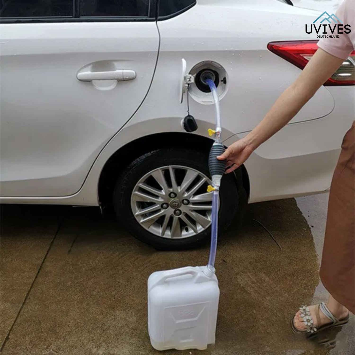FlexiPump – The Versatile Hand Pump for Household & Emergencies