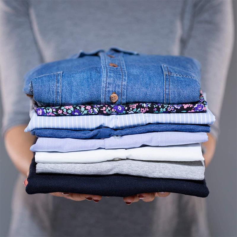 FoldBuddy – Perfectly Folded Clothes in Just 3 Seconds!