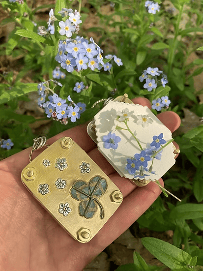 FloraKeep – Preserve Your Favorite Flowers Forever!