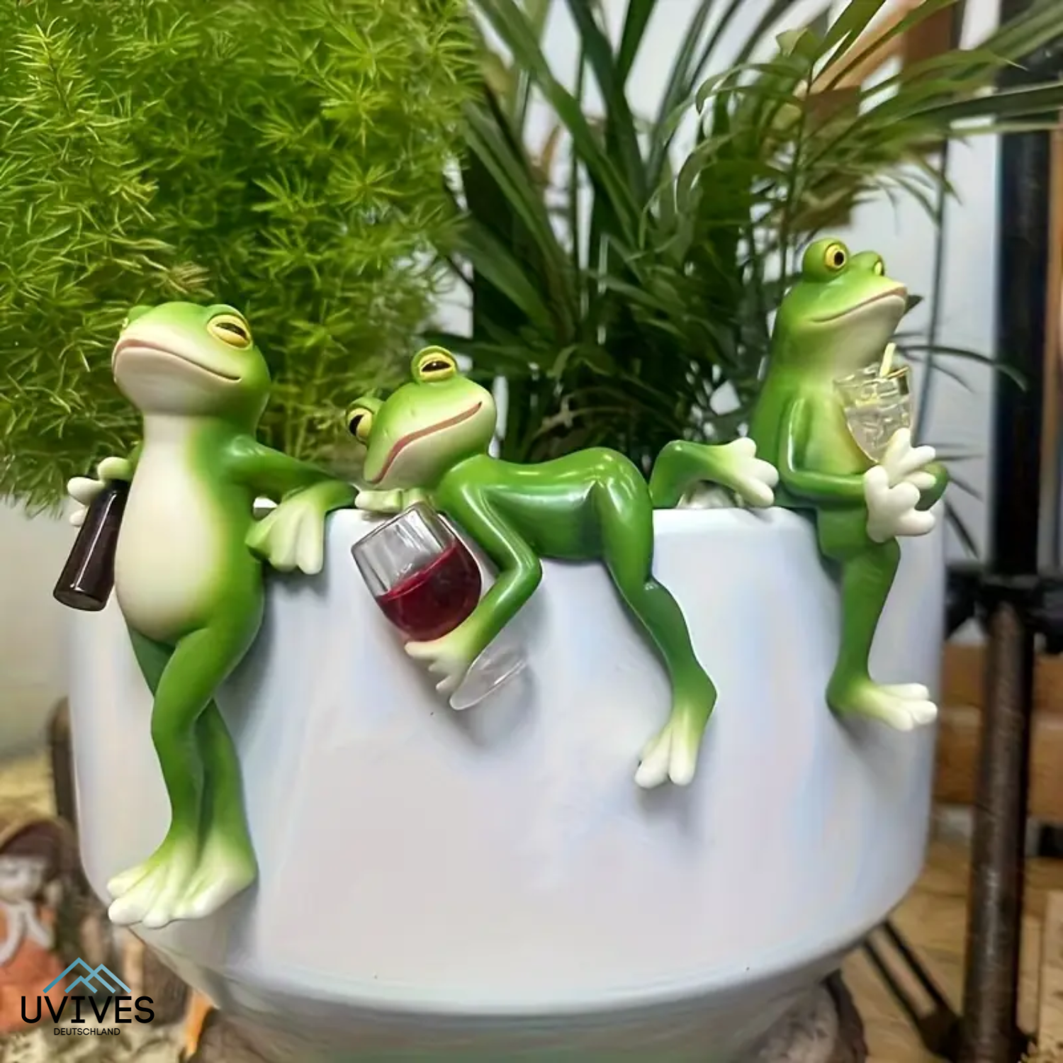 FrogWhimsy – The playful decoration for pots & gardens