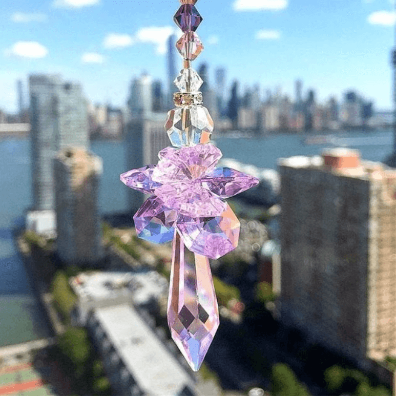 HeavenLight Crystal – Your Personal Guardian Angel in the Sunlight