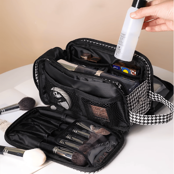 GlamGo – Large Capacity Travel Cosmetic Bag