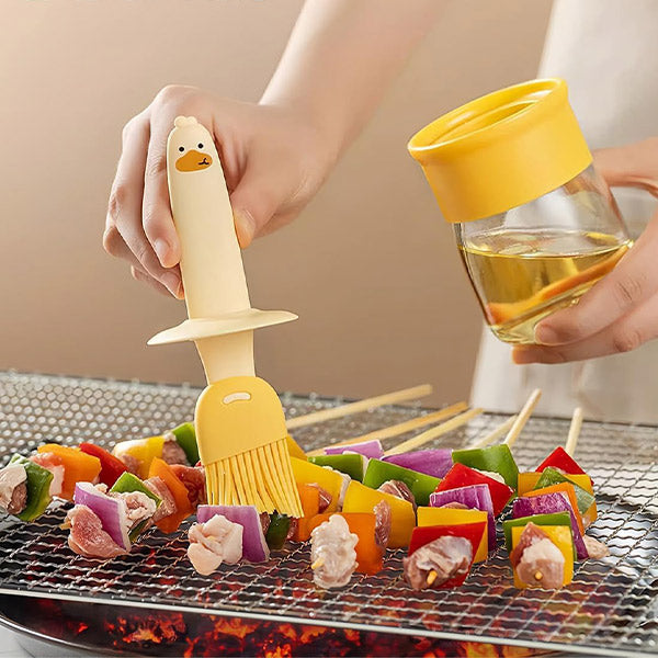 OilEase – The Practical Oil Dispenser with Integrated Silicone Brush