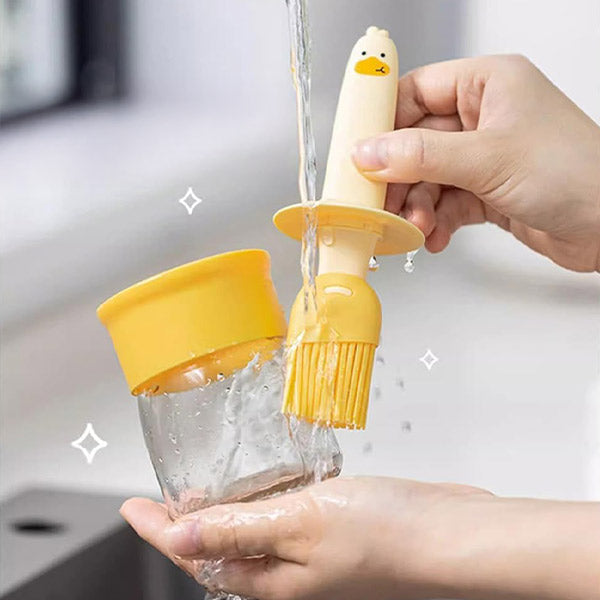 OilEase – The Practical Oil Dispenser with Integrated Silicone Brush