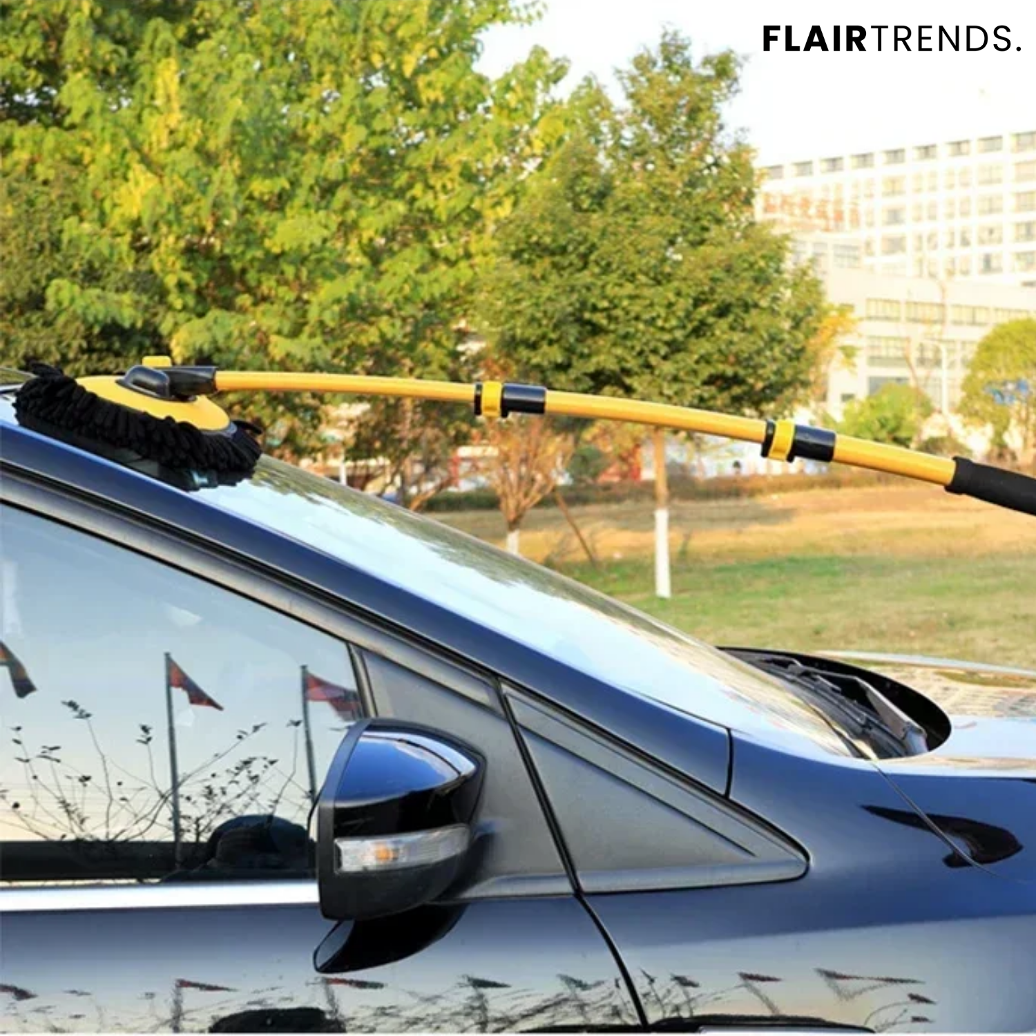 CleanReach – Car Care Without Bending, Without Scratches, Without Effort.