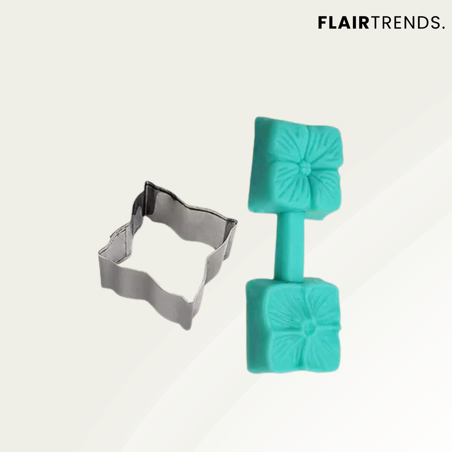 BloomBake – Transform Your Cakes Into a Blooming Work of Art!