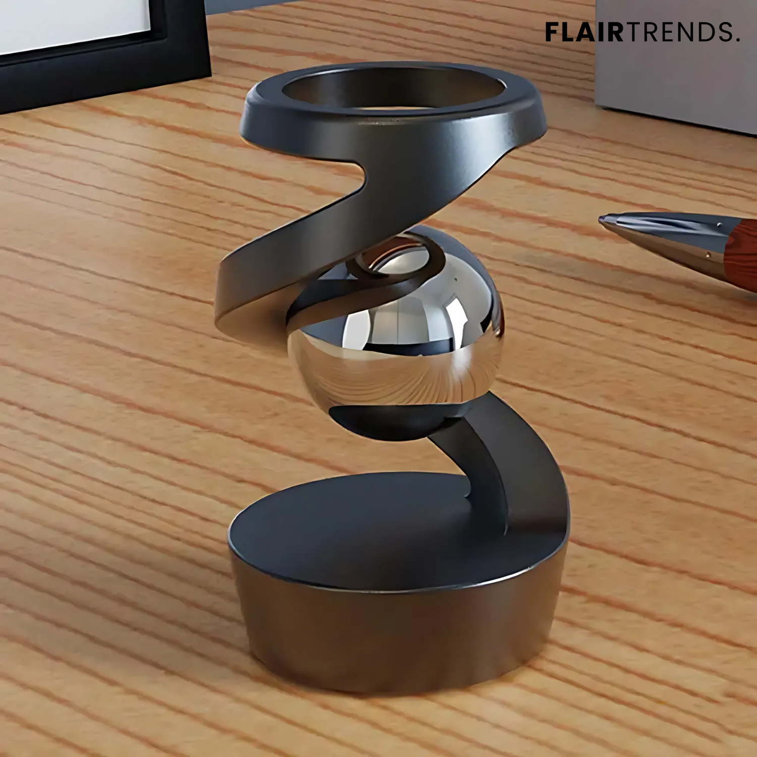 MindSpin – The fascinating illusion for your desk