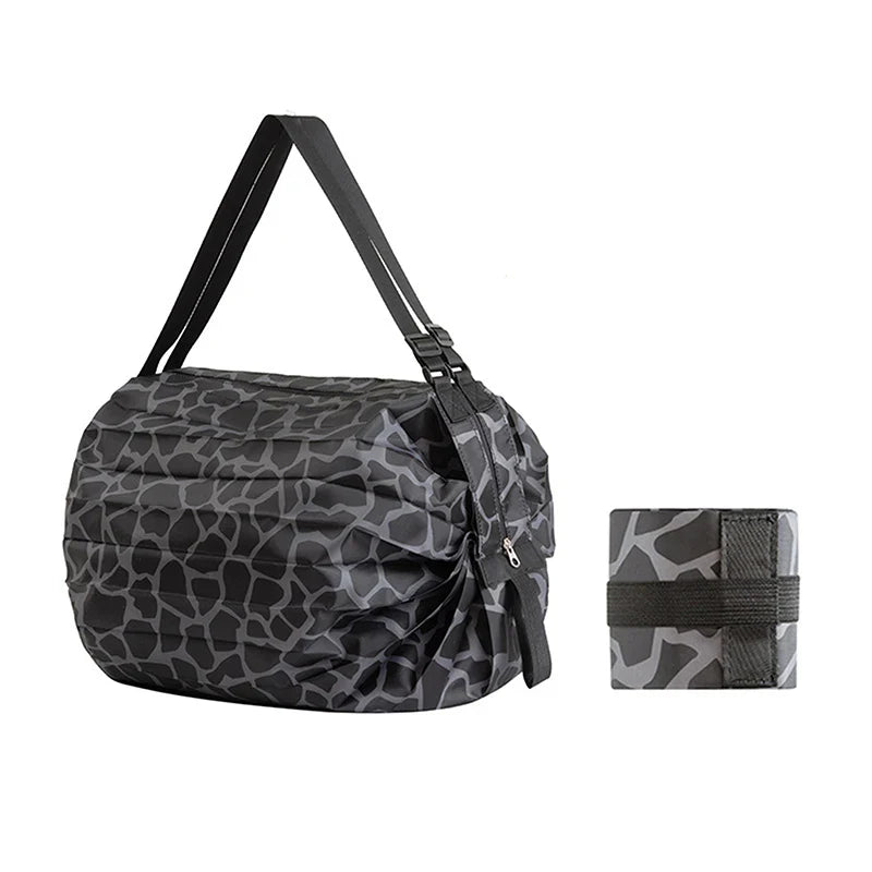 ToteEase – Your Foldable Shopping Solution On-the-Go