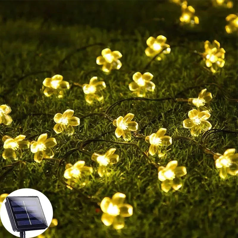 SunBlossom – Solar-Powered Garden Flower with Enchanting Light