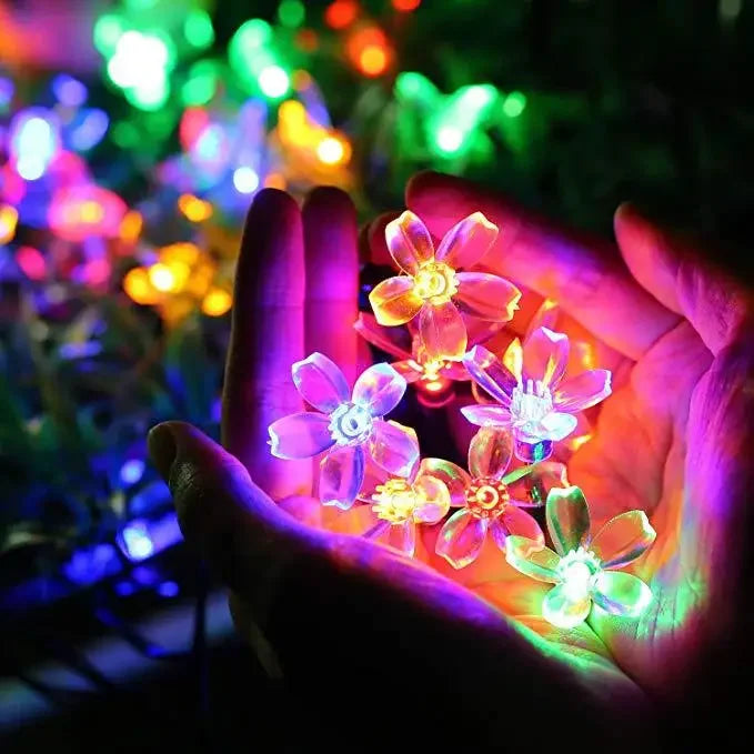 SunBlossom – Solar-Powered Garden Flower with Enchanting Light