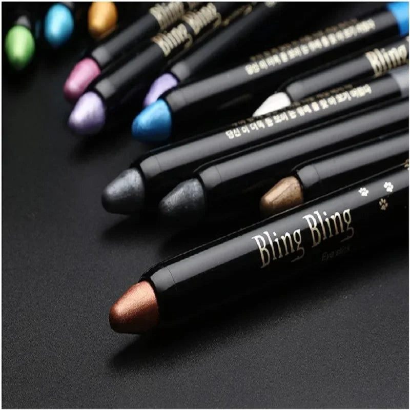 GlamGlow – Waterproof Eyeshadow Stick with Long-Lasting Shine