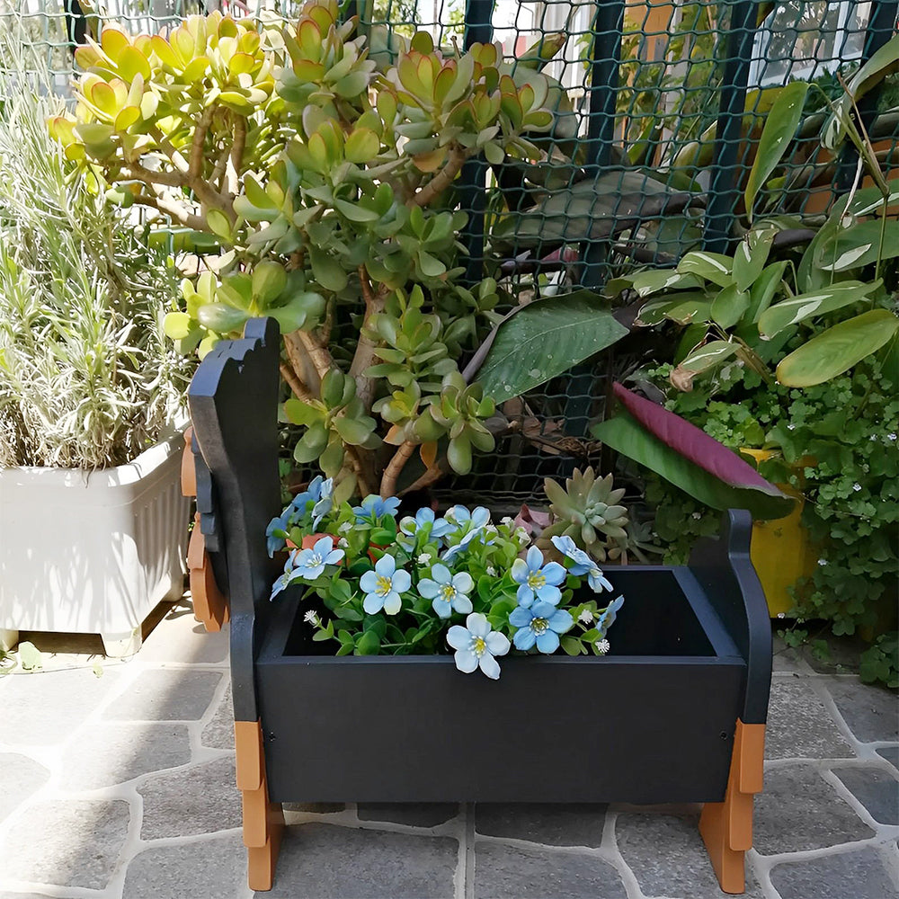 PawPlanter – The Stylish Flower Pot for Dog Lovers