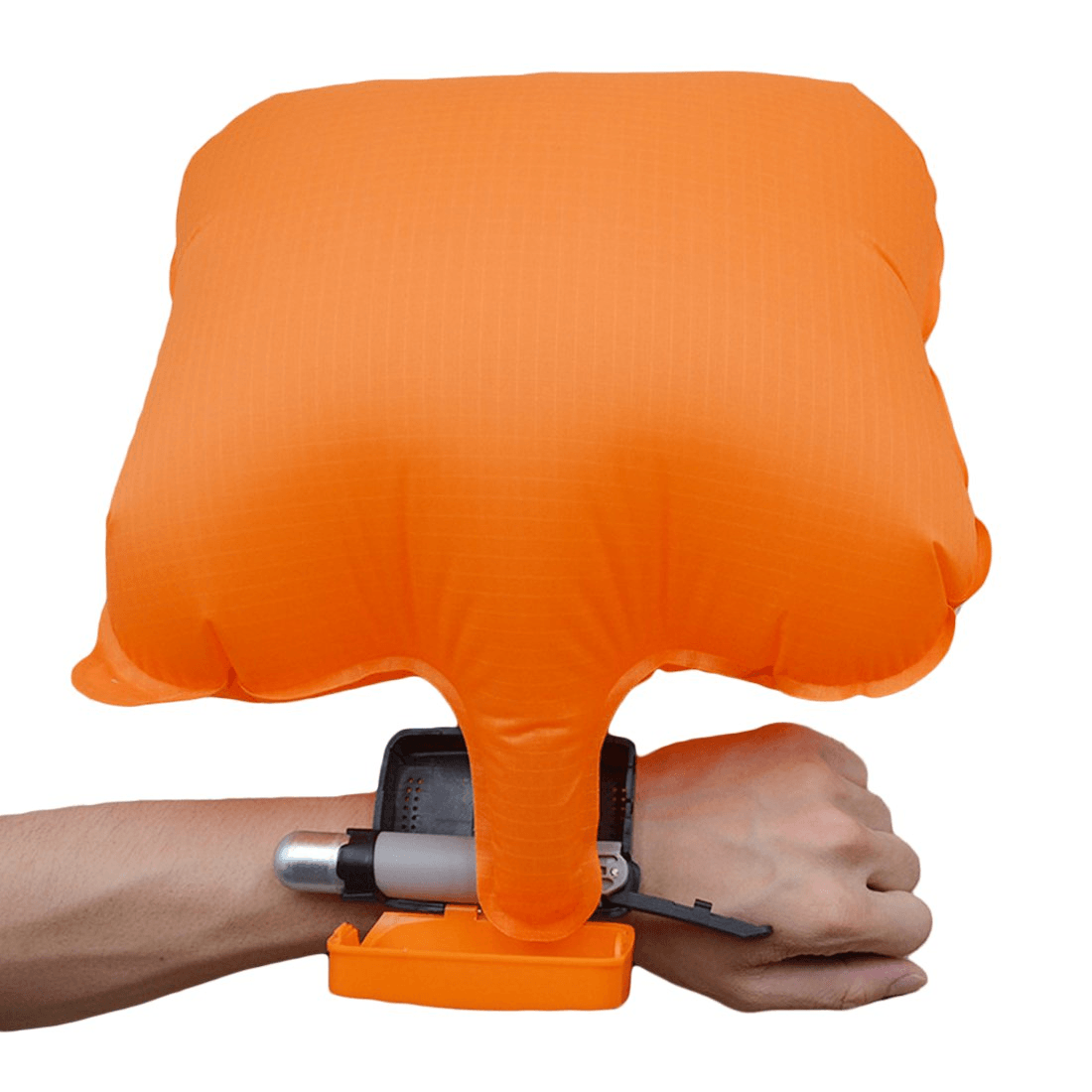 SafeSwim – Your Invisible Lifesaver in the Water!