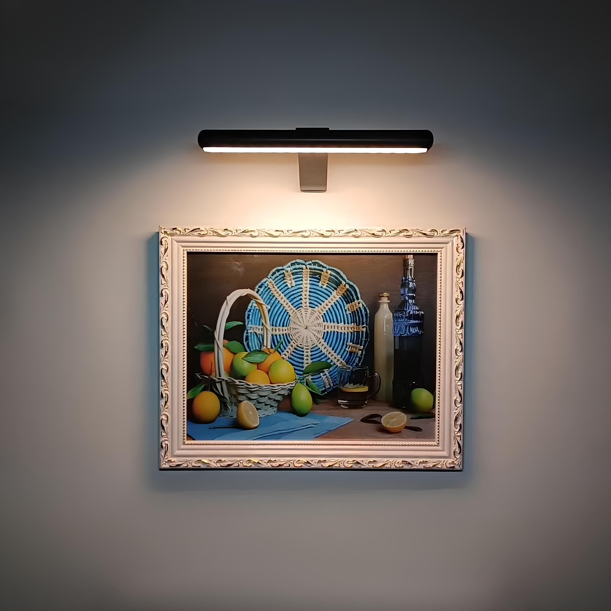LumoFrame – Perfect Light for Your Art!