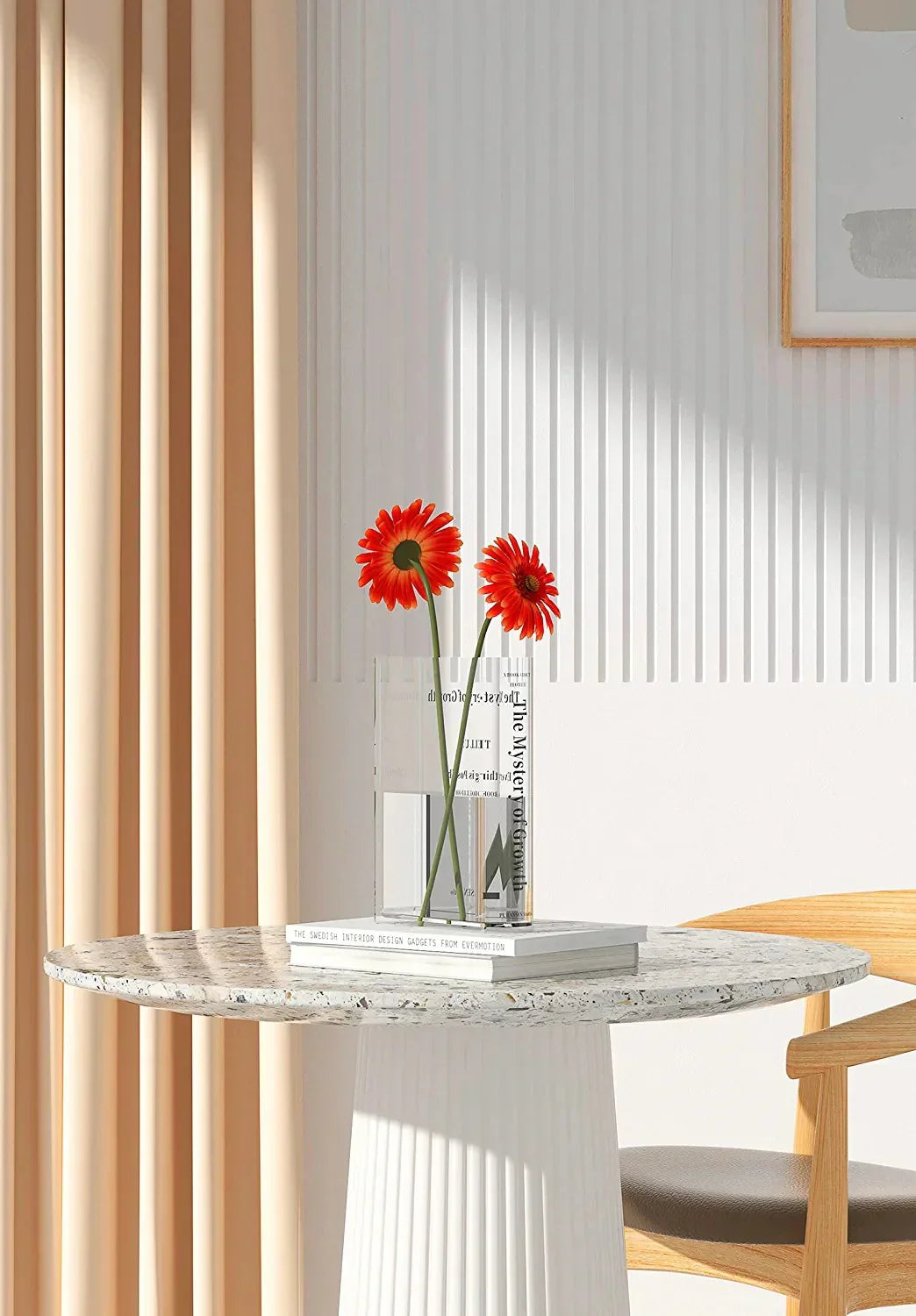 BookBloom – Your Artistic Statement Vase for Any Space!