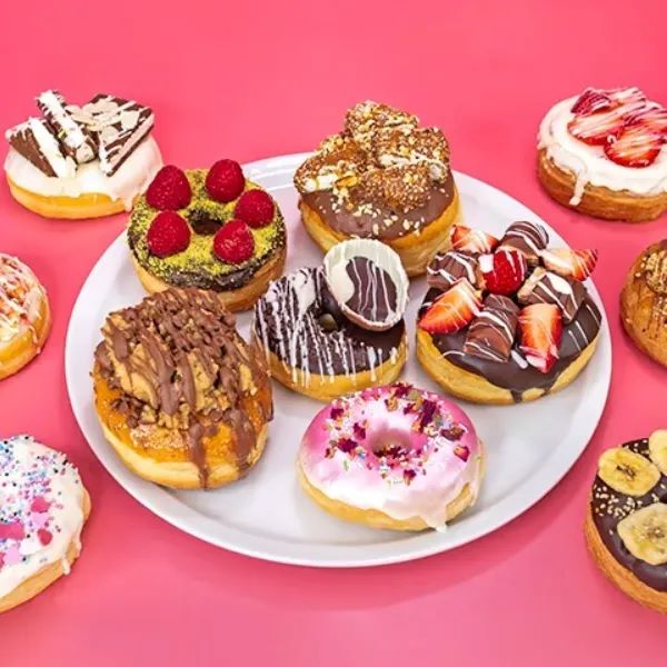 DonuMini – Sweet mini donuts in just 3 minutes!