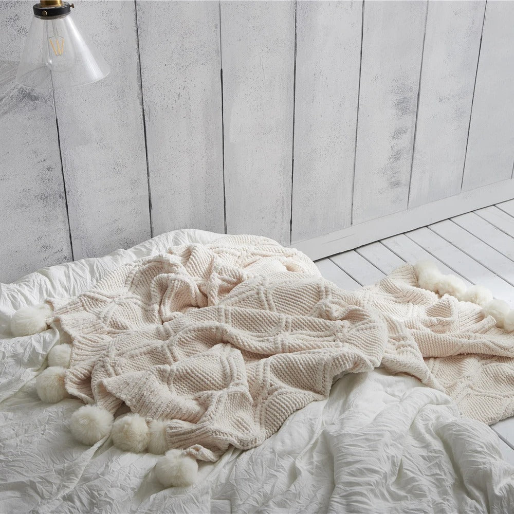 CozyPom – Stylish Cozy Enjoyment for Your Home!