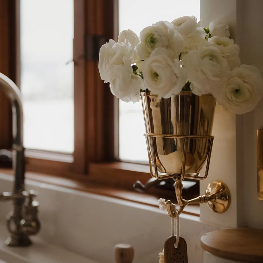 Holdify – The Stylish Wall Vessel for Every Room