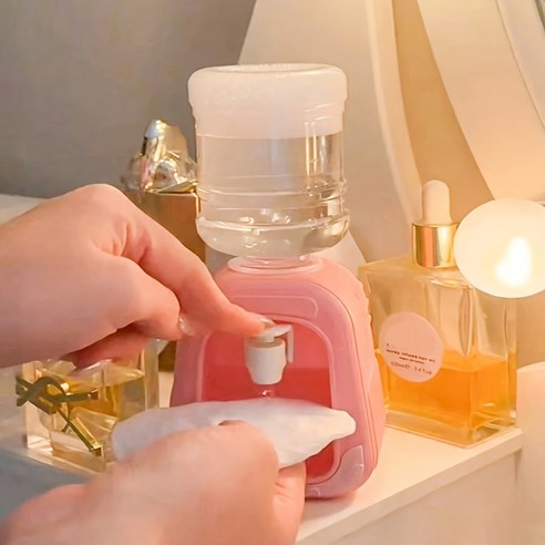 GlowPump – Clean skin, drip-free & stylish!