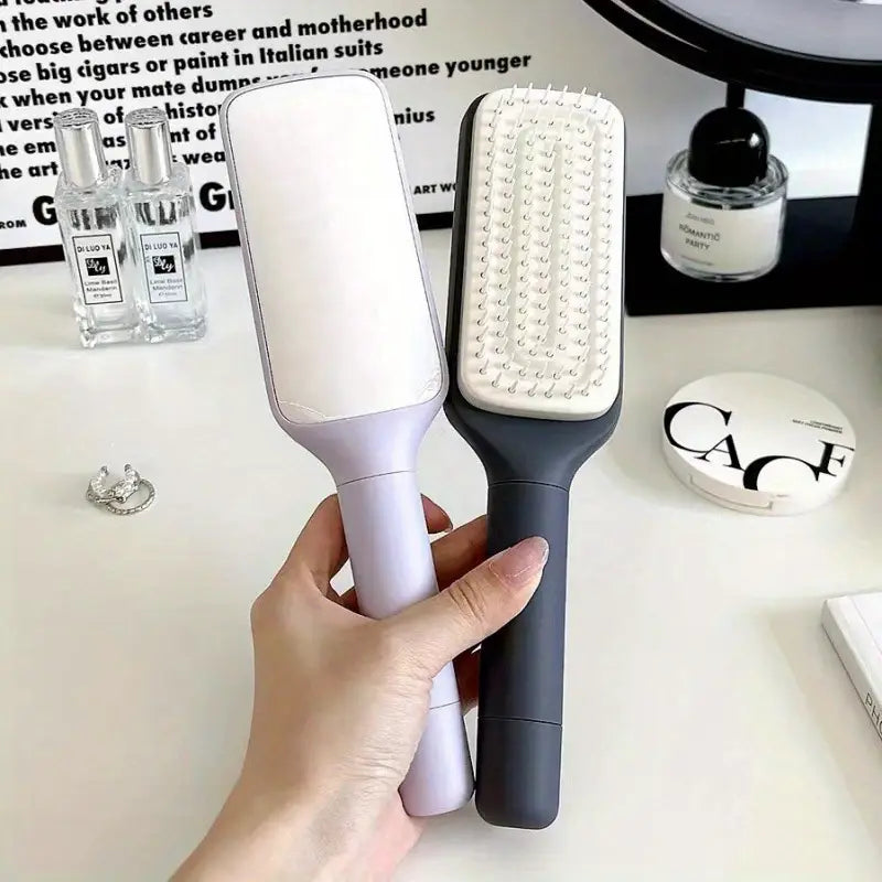 LuxeBrush – Luxurious Volume in Seconds