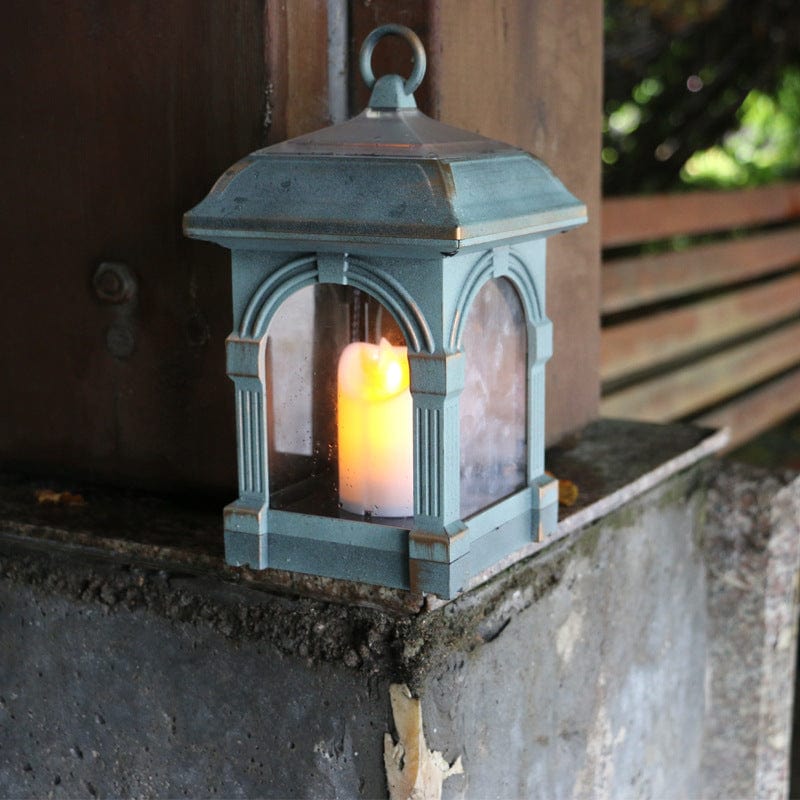 LumiVinta – Vintage Charm Meets Modern Solar Technology!