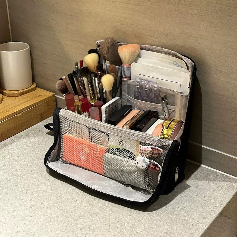 CosmiCase – The Ultimate Cosmetic Bag for Home & Travel