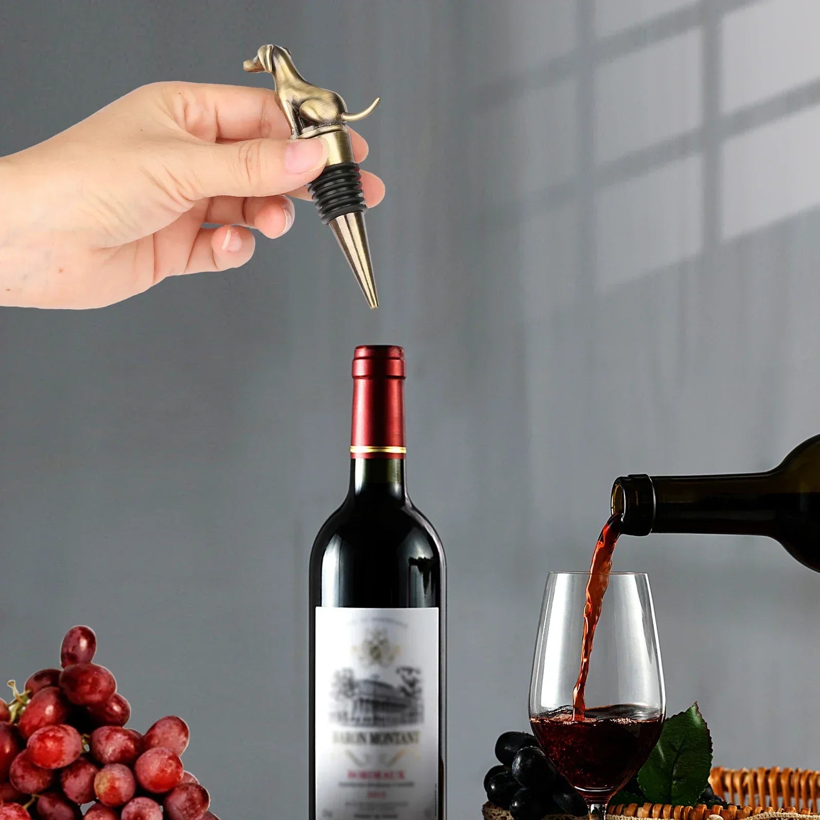 WinePup – Playful Eye-Catcher for Your Wine Enjoyment