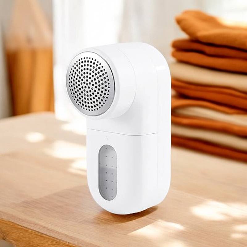 FuzzMaster – Smooth Clothes in Seconds!