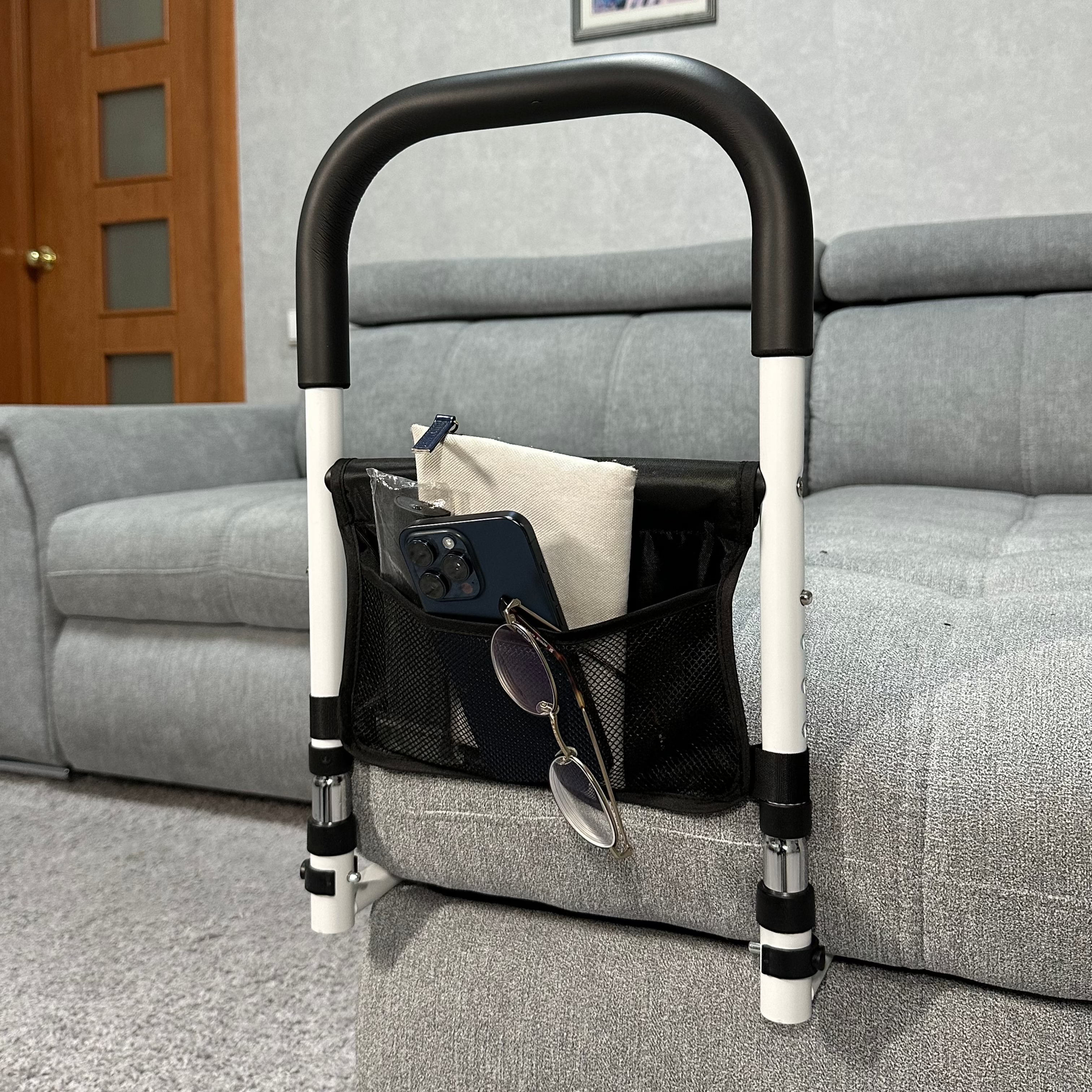 GripLift – Secure Support for Independent Standing!